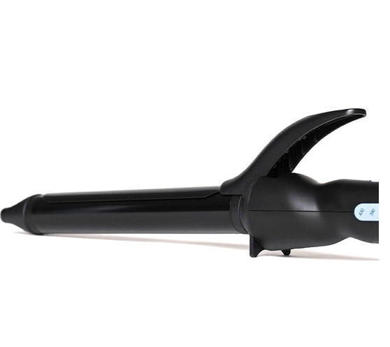The extended length barrel quickly creates loose, modern curls and waves and makes it easier to style long hair, or style the back sections on shorter styles.