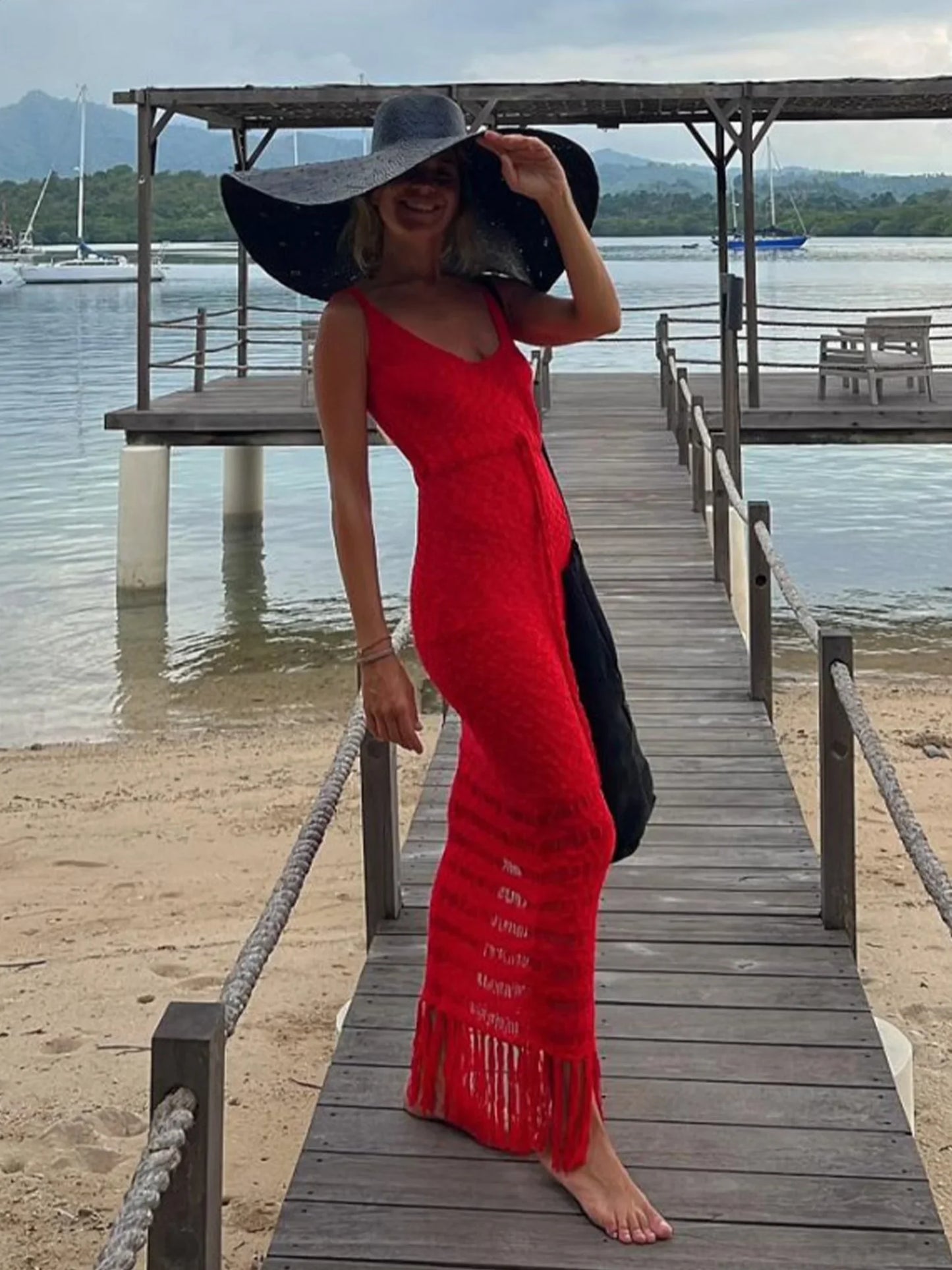 Sexy Swimsuit Bikini Cover-ups Knit Cut Out V-Neck Sleeveless Tassel Women Beach Maxi Dress 2024 Summer Vacation Dresses A2877