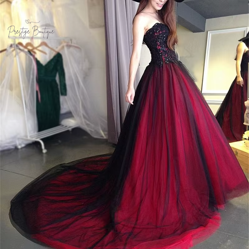 Sexy Gothic Wedding Dress Black and Red Sweetheart Beading Lace up Long Black Bridal Gowns Wedding Gown Customized