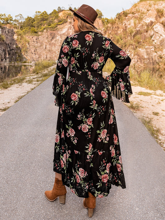 Plus Size Floral Flare Sleeve maxi Dress