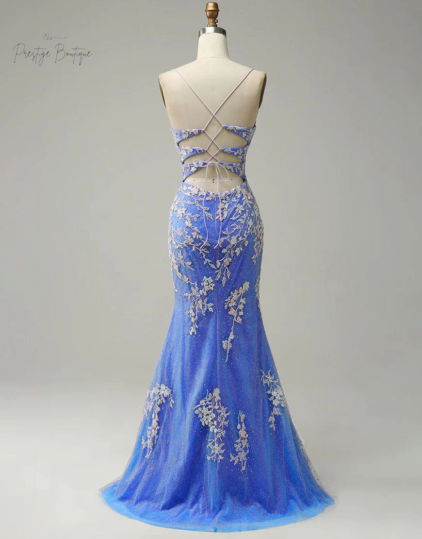 Gorgeous Mermaid V-Neck Prom Dress with Appliques