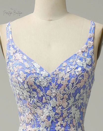 Gorgeous Mermaid V-Neck Prom Dress with Appliques
