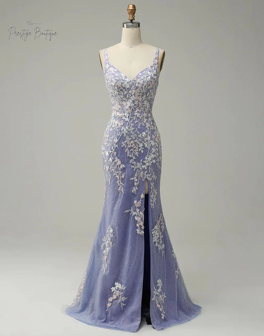 Gorgeous Mermaid V-Neck Prom Dress with Appliques